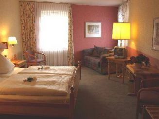 Double Room (1 Adult)