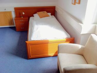 Economy Single Room