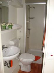 Double Room with shower/WC