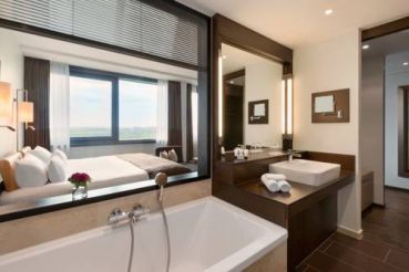 Deluxe Double Room with Private Bath