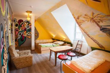 Single Bed in 8-Bed Dormitory Room