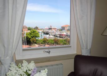 Large Double Room with Harbour View