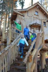 Tree House up to 6 persons