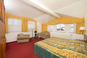 Junior Suite (2 Adults)