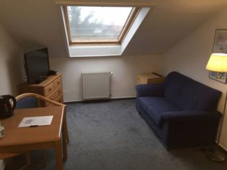 Small Double Room with small living room