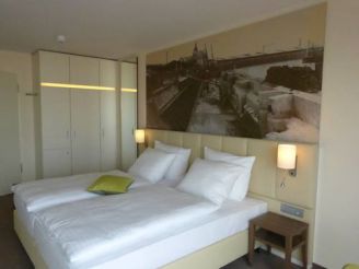 Superior Twin Room with River View