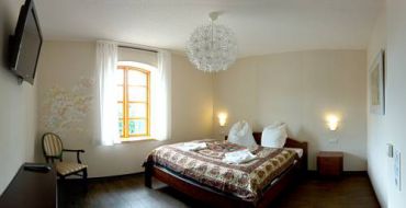 Deluxe Double Room with Bath