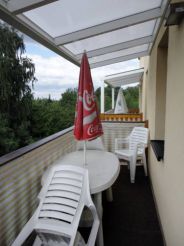 Apartment with Garden View