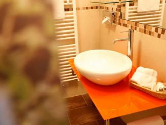 Deluxe Double Room with Shower