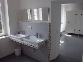 Budget Double Room with Shared Bathroom