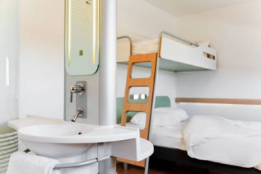 Double Room (2 Adults + 1 Child )