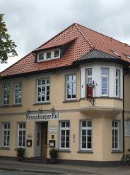 Hotel Neuenburger Hof