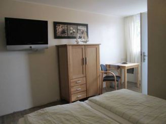 Large Double or Twin Room