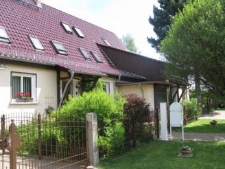 Apartment with Garden View